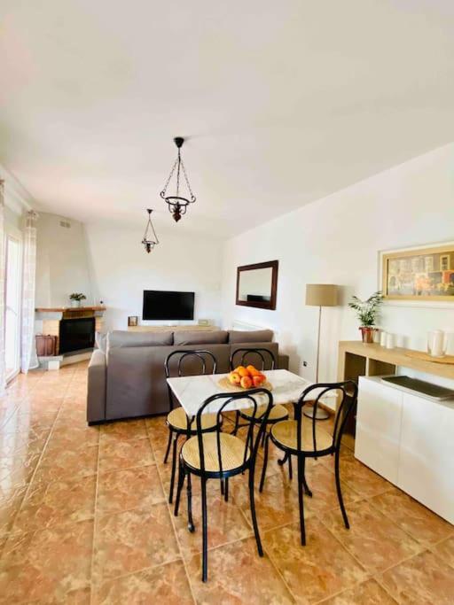 Villa Caramonte, En Costa Dorada Les Tres Cales ภายนอก รูปภาพ
